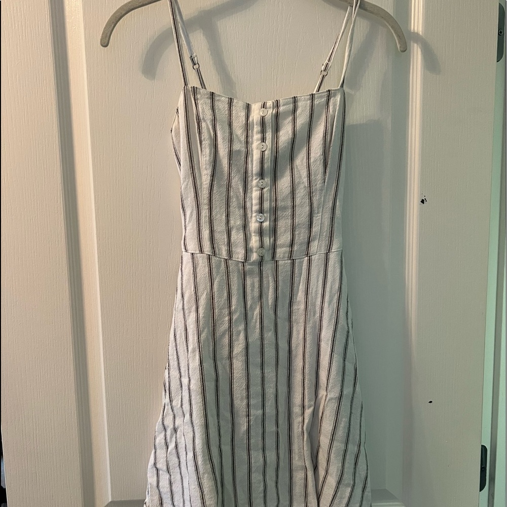 HOLLISTER DRESS - Picture 2 of 4